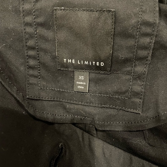 The Limited cotton stretch cropped jacket in black 🖤 - Picture 8 of 9